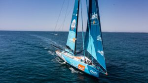 Un igualadísimo final en la Etapa 2 se salda con empate en el liderato de la general tanto en IMOCA 60 como en VO65