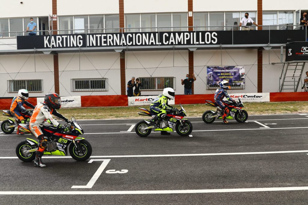 MINIVELOCIDAD CAMPILLOS: MANGAS APASIONANTES CON UN CALOR ABRASADOR minivelocidad campillos - MINIVELOCIDAD CAMPILLOS: MANGAS APASIONANTES CON UN CALOR ABRASADOR