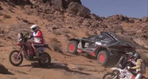Declaraciones de Sainz en el día de descanso "Este Dakar es de conducción cero"