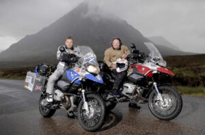 5 actores pueden elegir motos en su garaje. Guapos, ricos, talentosos y en moto