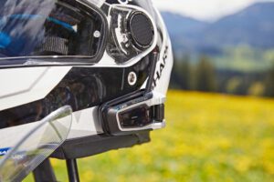 ¿Son legales los intercomunicadores en motos?