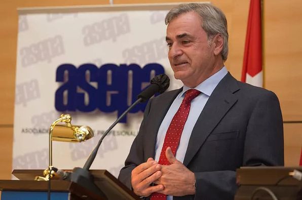 Nombramiento de Carlos Sáinz, personaje ilustre de la automoción española carlos sainz - Nombramiento de Carlos Sáinz, personaje ilustre de la automoción española