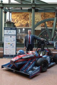 Nombramiento de Carlos Sáinz, personaje ilustre de la automoción española