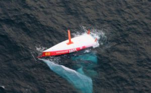 ¿Vuelcan los veleros con mar arbolada y vientos fuertes?