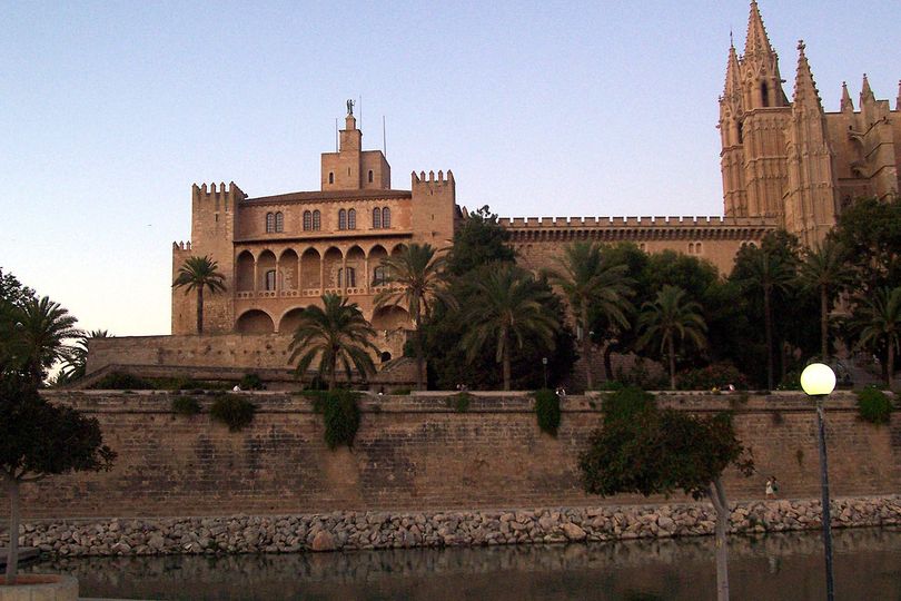 El Palacio Real de Palma – La Almudaina palacio real - El Palacio Real de Palma – La Almudaina