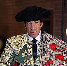 Juan Mora sale a hombros y Jesulín y Litri a la enfermería