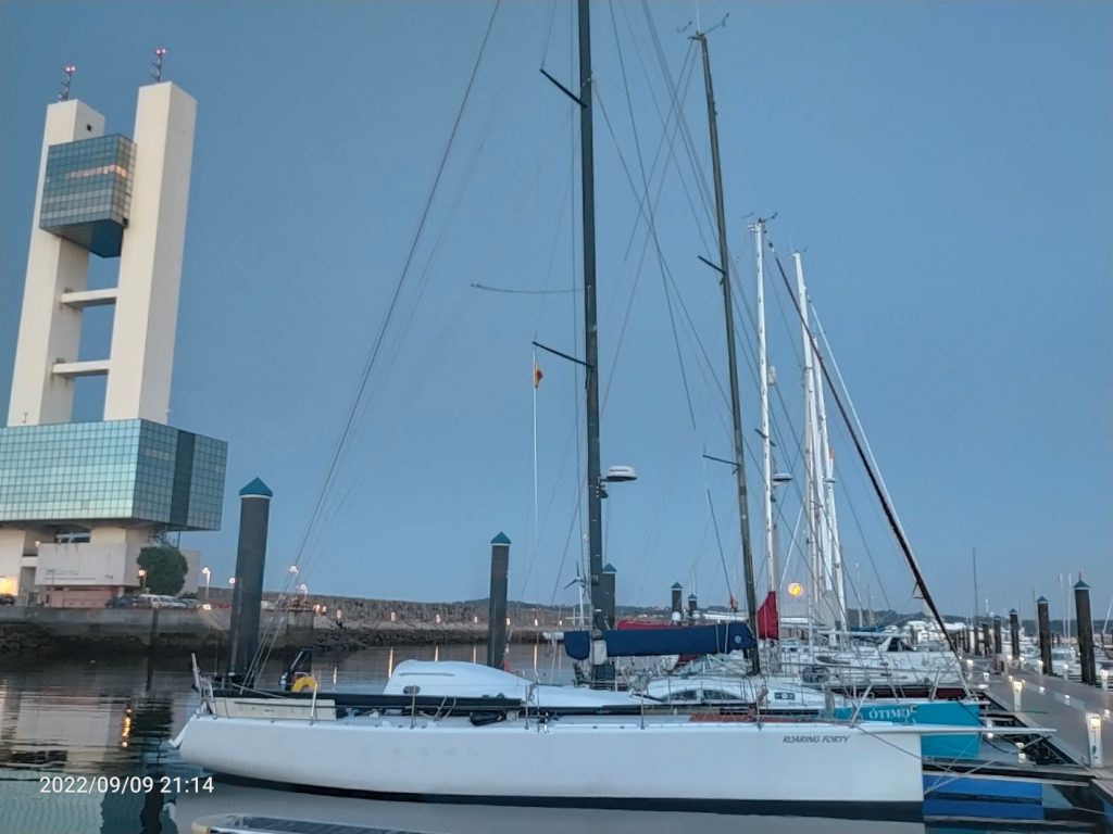 La Coruña da la bienvenida al primer barco de la Global Solo Challenge coru primer - La Coruña da la bienvenida al primer barco de la Global Solo Challenge