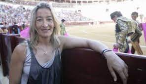 Hoy día 7, cumple años la malagueña Maripaz Vega - "felicidades torera"