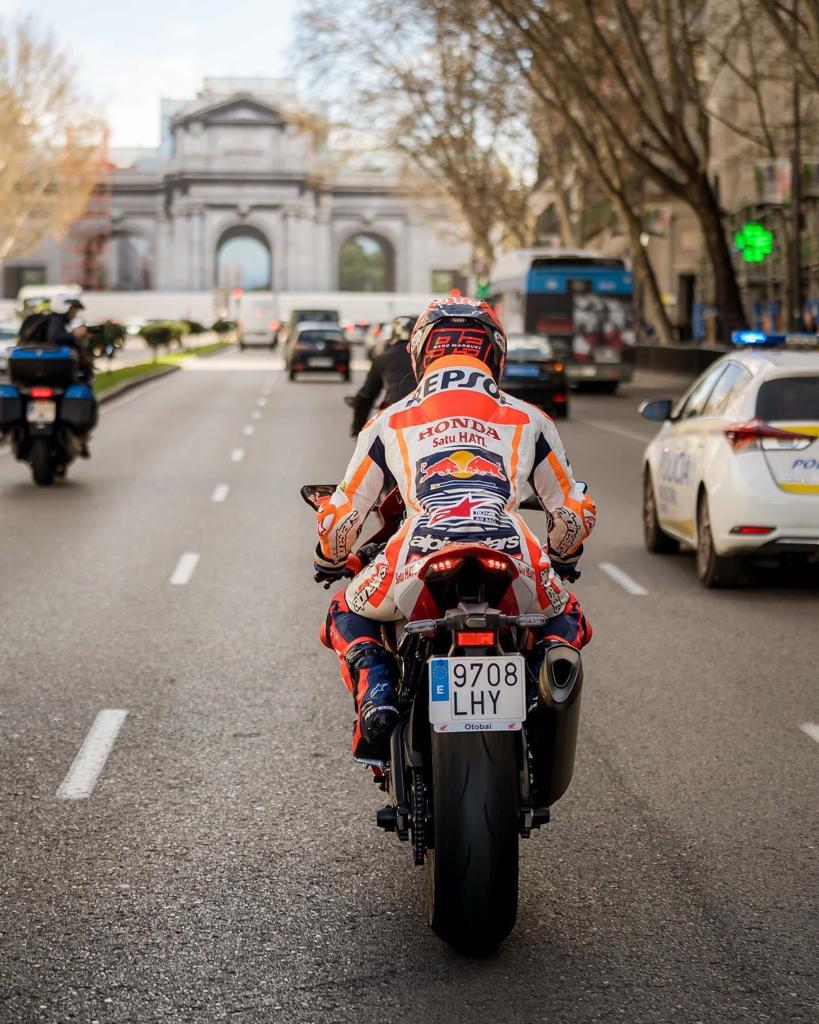 Un caballero en Moto - Miguel Oliveira