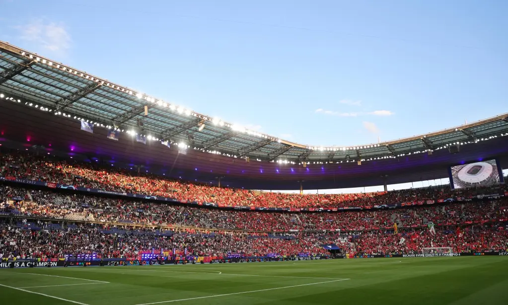 Se vende estadio. Y no uno cualquiera estadio vende - Se vende estadio. Y no uno cualquiera