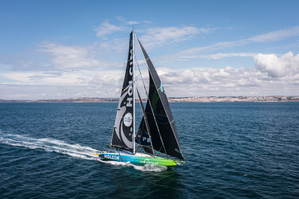 El Team Holcim-PRB lidera a los IMOCA hacia el Mediterráneo mientras el WindWhisper amplía su ventaja team hacia - El Team Holcim-PRB lidera a los IMOCA hacia el Mediterráneo mientras el WindWhisper amplía su ventaja