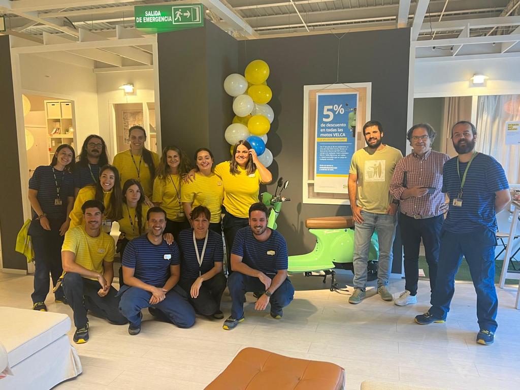 Velca, la marca gallega de vehículos 100% eléctricos, llega a IKEA A Coruña