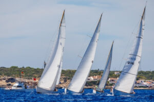 viento deres - Los líderes se consolidan a falta de una jornada final con previsión de mucho viento