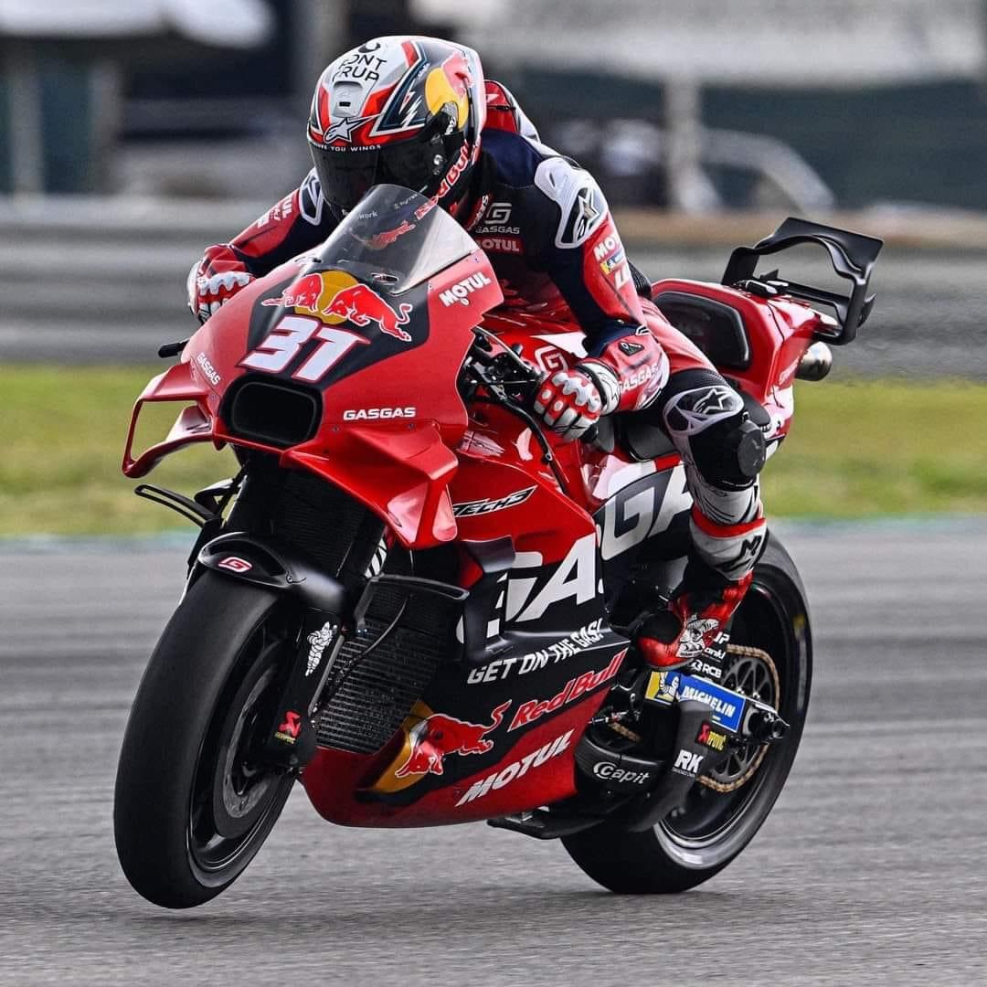 Moto GP - ¡podio sin alcohol! - Xavi Altamirano