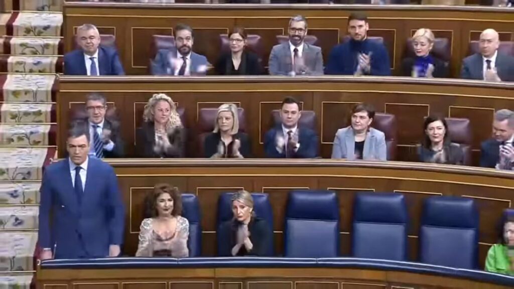 El Político es el más importante de nuestras vidas. tico importante - El Político es el más importante de nuestras vidas.