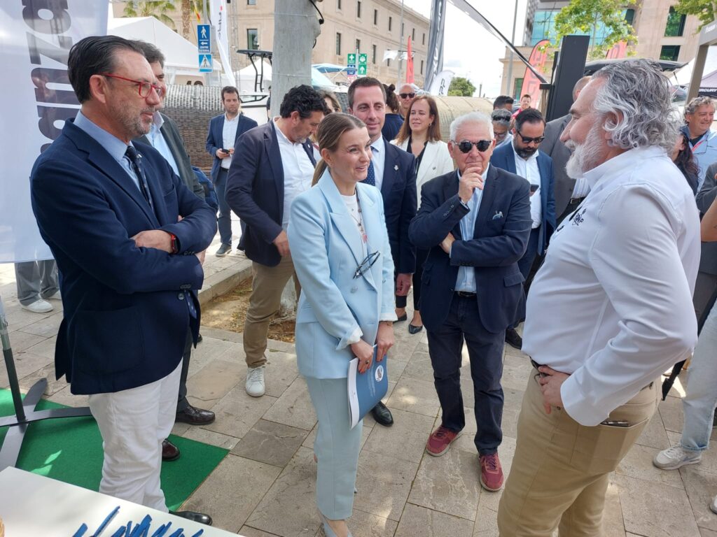Más de cinco mil firmas en apoyo del Real Club Náutico de Palma