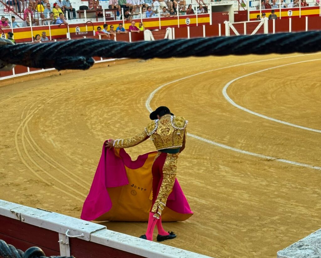 Sin Morante una vez más, pero aquí estaba Tomás. clara soriano - Sin Morante una vez más, pero aquí estaba Tomás.