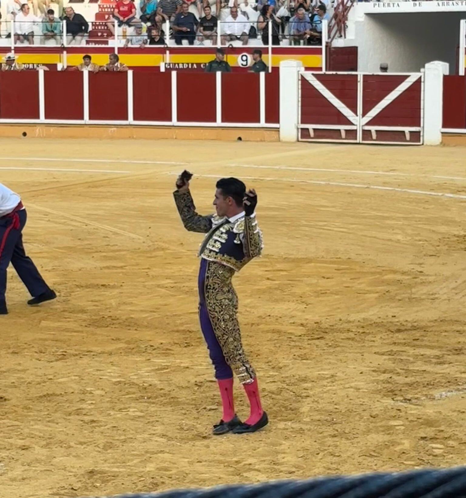 Sin Morante una vez más, pero aquí estaba Tomás.