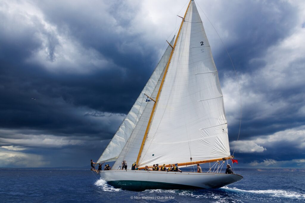 Hallowe’en, la ‘joya perfecta’ en diseño naval hallowe regata - Hallowe’en, la ‘joya perfecta’ en diseño naval