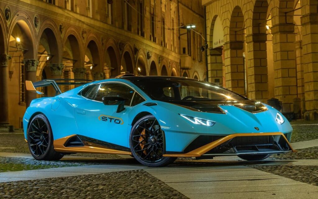 ¿Quién se ha llevado mi Lamborghini? – Manuel Recio Abad. llevado manuel - ¿Quién se ha llevado mi Lamborghini? – Manuel Recio Abad.