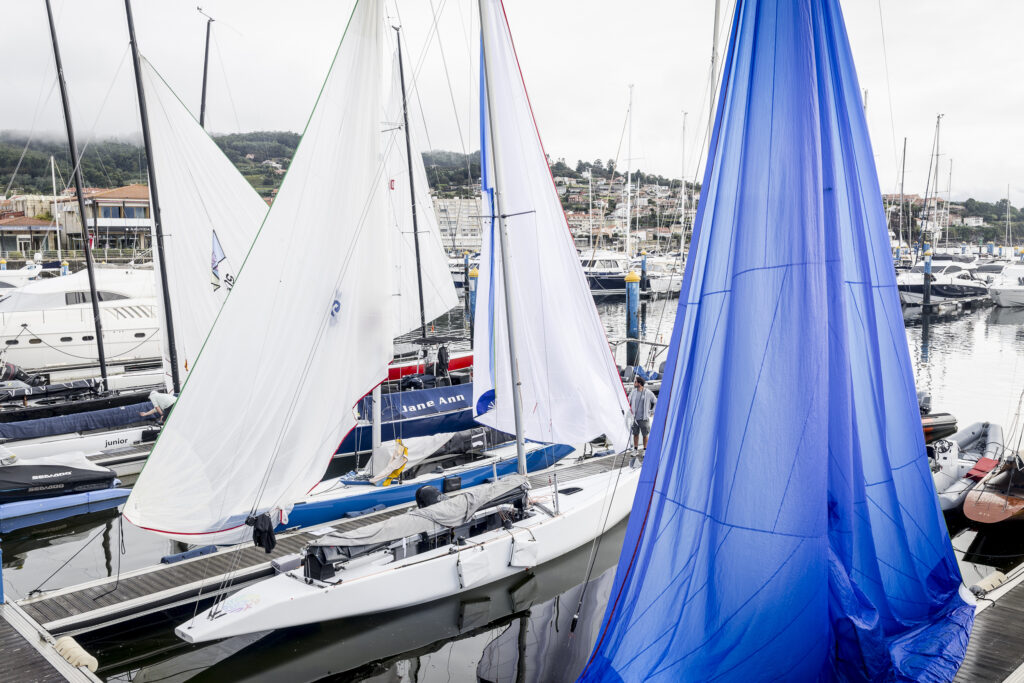 El viento frena a la flota en la cuarta jornada del Trofeo Xacobeo viento frena - El viento frena a la flota en la cuarta jornada del Trofeo Xacobeo
