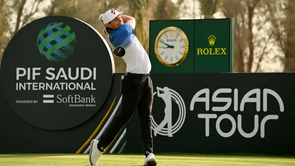 Smith, Niemann y Uihlein empatados en la cima tras la segunda ronda del PIF Saudi International