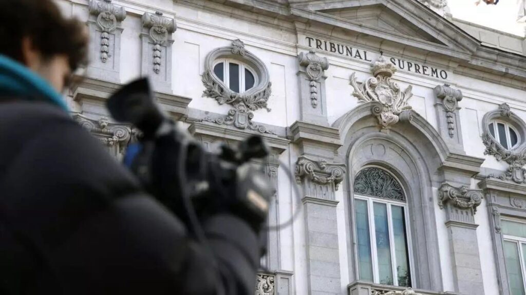 LA POLITIZACIÓN DE LO JUSTO — Manuel Recio Abad manuel recio - LA POLITIZACIÓN DE LO JUSTO — Manuel Recio Abad