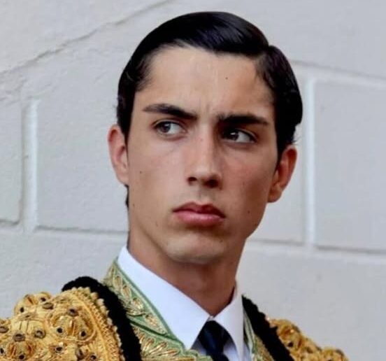 Gélida actitud del coso venteño con tres novilleros capaces lida actitud - Gélida actitud del coso venteño con tres novilleros capaces