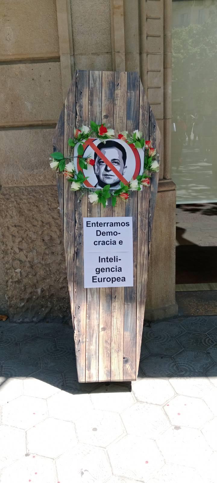 En Barcelona enterraron la democracia y la razón de Europa