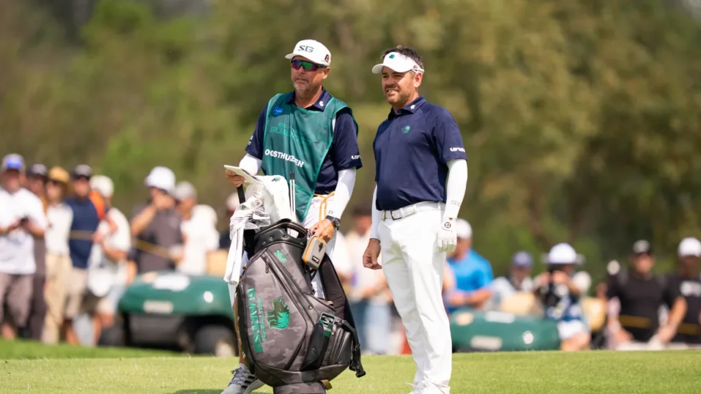 ¿Qué hay en la bolsa?: Louis Oosthuizen, LIV Golf Sudáfrica bolsa louis - ¿Qué hay en la bolsa?: Louis Oosthuizen, LIV Golf Sudáfrica