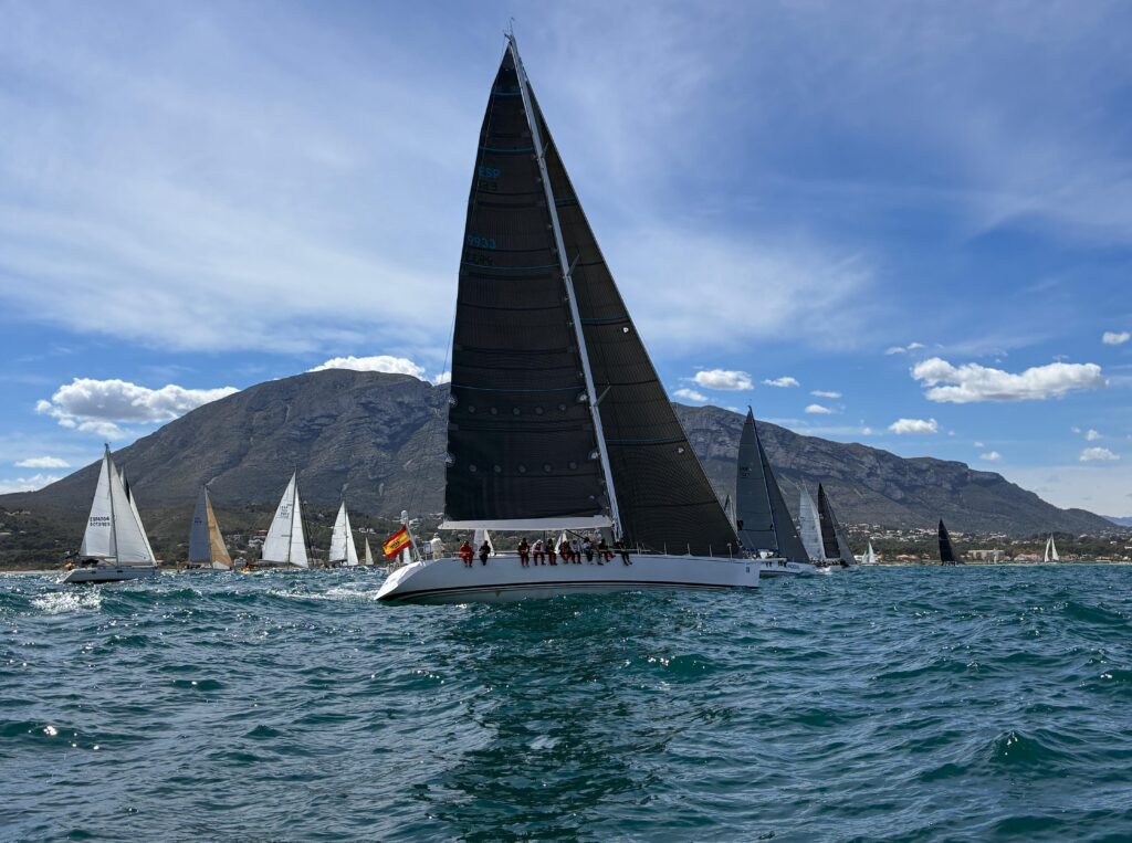 El Castañer Yachts (versión Denia) y el Diabolic (versión Barcelona) se proclaman ganadores absolutos de La Ruta de la Sal Rumbo Ibiza versi casta - El Castañer Yachts (versión Denia) y el Diabolic (versión Barcelona) se proclaman ganadores absolutos de La Ruta de la Sal Rumbo Ibiza