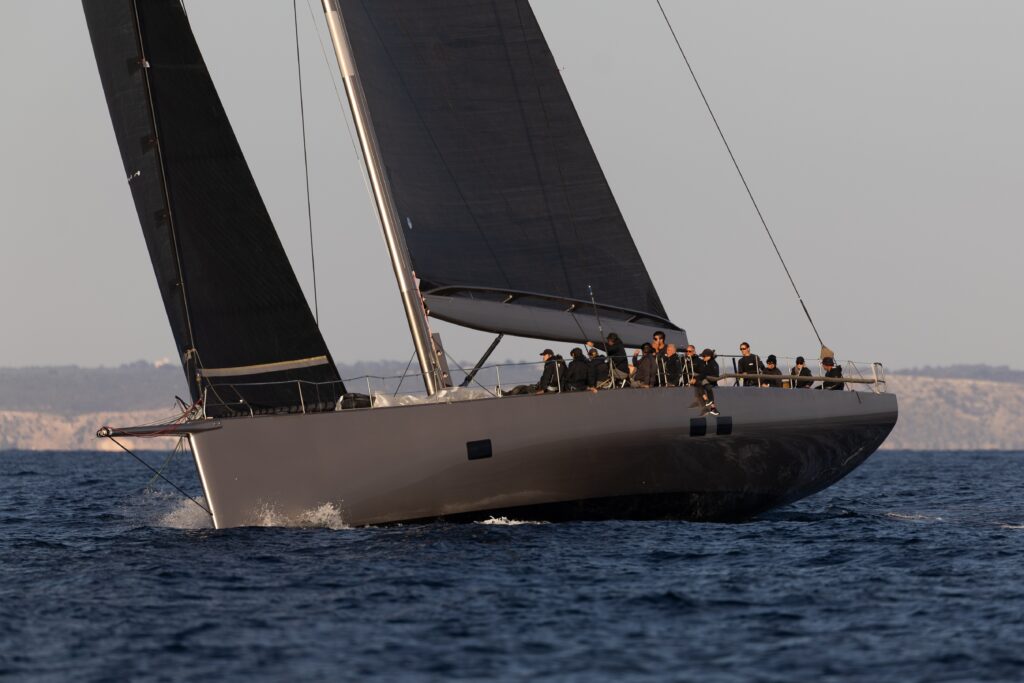 nbsp tilakkhana - El Tilakkhana II marca el ritmo y se anota el Line Honours de La Larga en la 22ª Sandberg PalmaVela
