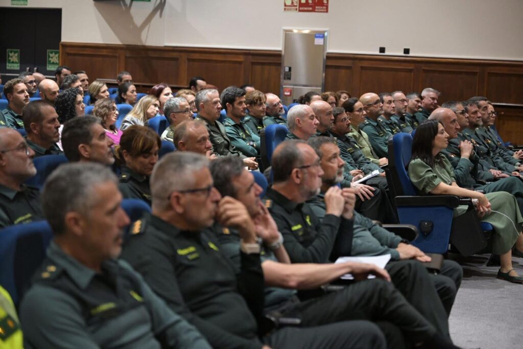 nuestras fuerzas - Nuestras Fuerzas de Seguridad están desprotegidas.