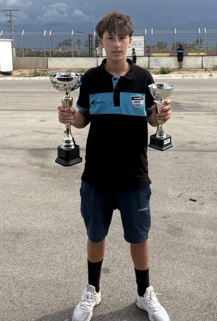 El joven piloto benalmadense Ares Aragón, deslumbra en la International ASPAR Series y confirma su condición de gran promesa del motociclismo
