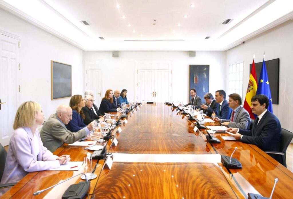 El debate por el wáter. debate nbsp - El debate por el wáter.