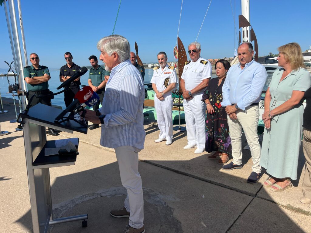 Puerto Sotogrande iza la Bandera Azul y la Bandera S de Sostenibilidad un año más y reafirma su compromiso con la excelencia ambiental y la gestión responsable sotogrande bandera - Puerto Sotogrande iza la Bandera Azul y la Bandera S de Sostenibilidad un año más y reafirma su compromiso con la excelencia ambiental y la gestión responsable