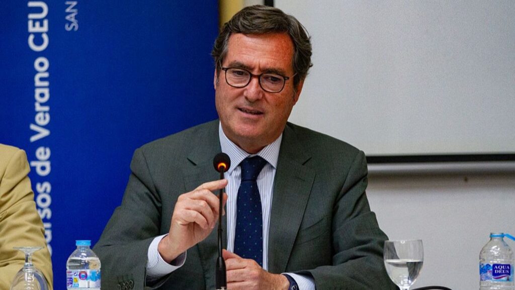 antonio garamendi - Antonio Garamendi, único candidato a presidir la CEOE, iniciará su tercer mandato el 1 de octubre