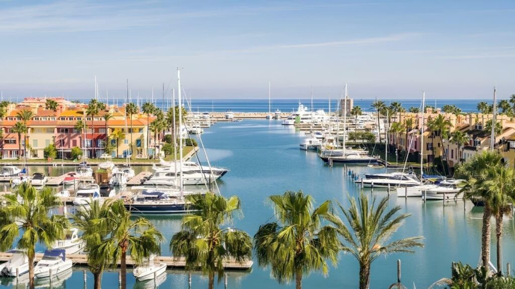 sotogrande puerto - Puerto Sotogrande se prepara para un intenso fin de semana de vela con la XXVII Copa Sotogrande