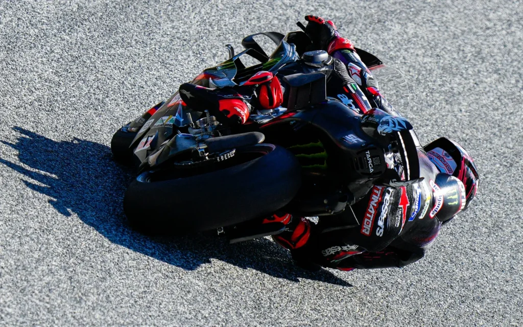 Acosta se muestra imbatible y lidera el viernes en el Red Bull Ring lidera bull - Acosta se muestra imbatible y lidera el viernes en el Red Bull Ring