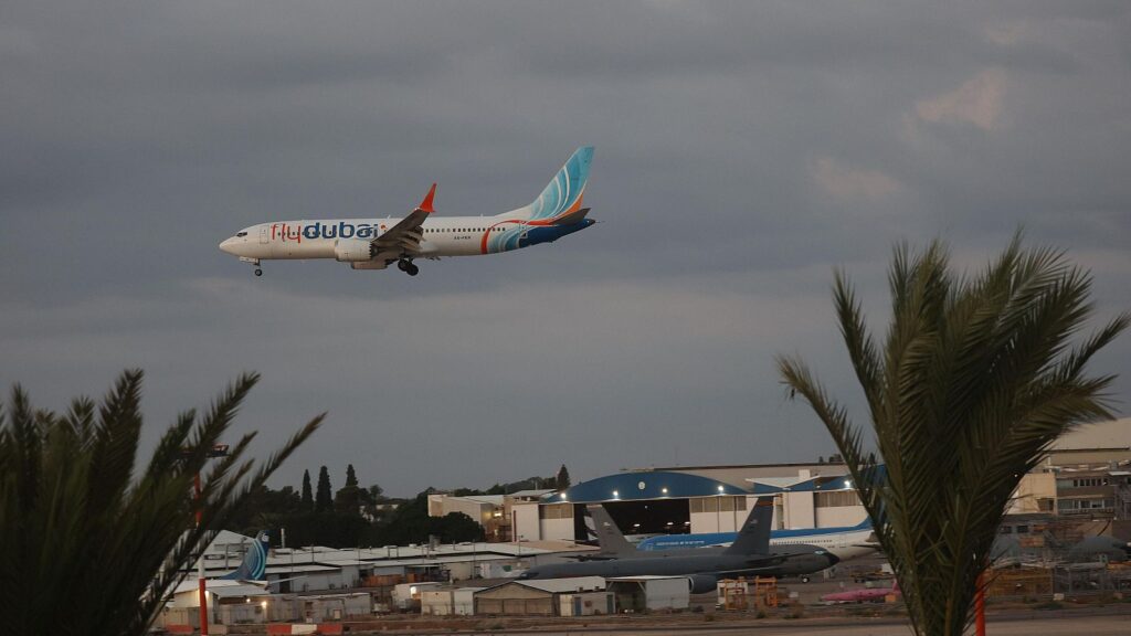 flydubai confirma - EAU confirma que el copiloto de Flydubai «inició la ejecución de un atentado terrorista» al atacar al piloto con un «hacha»